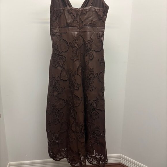 ONLY 1 LEFT! NWOT - Embroidered Dark Brown Leather Dress - Picture 7 of 10